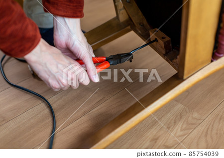 Chair repair and maintenance Chair repair and maintenance 85754039