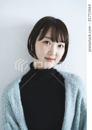 Female portrait Female portrait 85755664