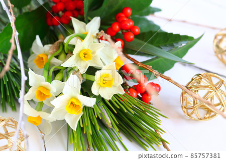 New Year's ornamental flowers 85757381