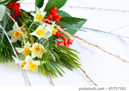 New Year's ornamental flowers 85757382