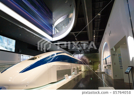 在山梨縣立直線旅遊中心展出的直線電機車 在山梨縣立直線旅遊中心展出的直線電機車 85764058