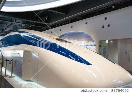 在山梨縣立直線旅遊中心展出的直線電機車 85764062