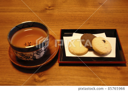 Sweets prepared by the customer Sweets prepared by the customer 85765966