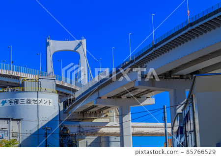 [Tokyo cityscape] Rainbow Bridge (Shibaura side) 85766529