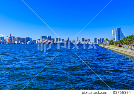 [Tokyo cityscape] View of the opposite bank from Tokyo International Cruise Terminal 85766584