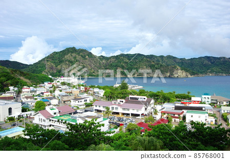 Ogasawara Islands / Omura district of Chichijima and Ogasawara Maru 85768001