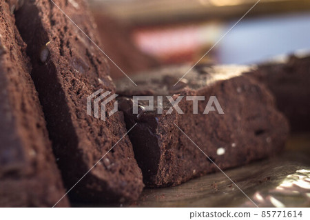 Tasty home made organic fresh dark chocolate 85771614