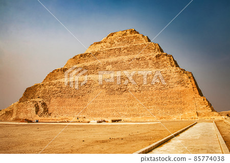 The Djoser Pyramid in the Sahara desert, Egypt. 85774038