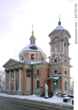 The Church of the Holy Great Martyr Barbara. Moscow, Varvarka Street, Russia 13.12.2021 The Church of the Holy Great Martyr Barbara. Moscow, Varvarka Street, Russia 13.12.2021 85776730