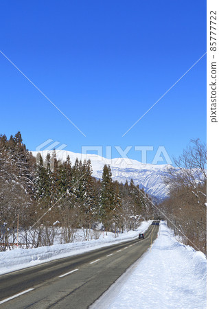 冬天的白馬路 85777722