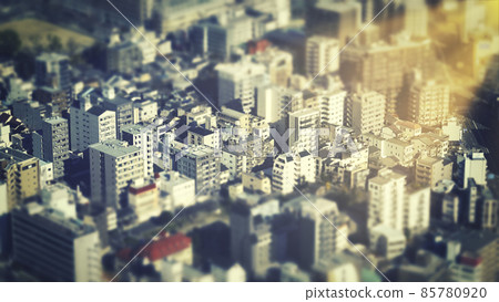 Osaka cityscape 85780920