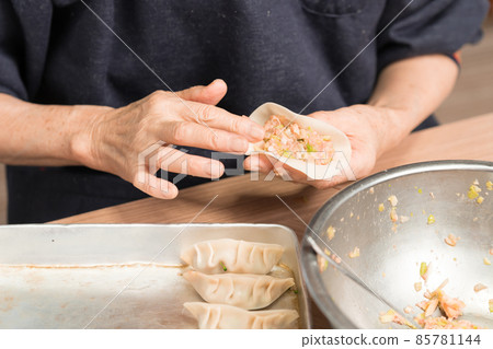 高級包餃子 高級包餃子 85781144