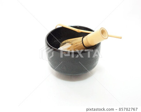 Tea ceremony, tea bowl, tool set, studio photography 85782767