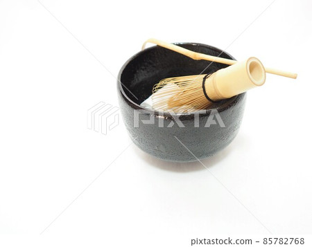 Tea ceremony, tea bowl, tool set, studio photography 85782768