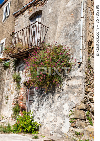 Old rural houses of San Fratello village, Sicily, Italy 85785299