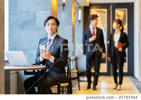 營業所商人 85785484