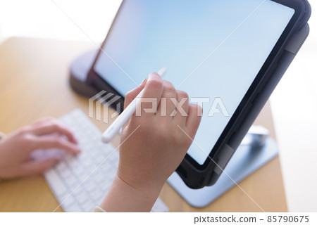 digital tablet, tablet, tablets 85790675