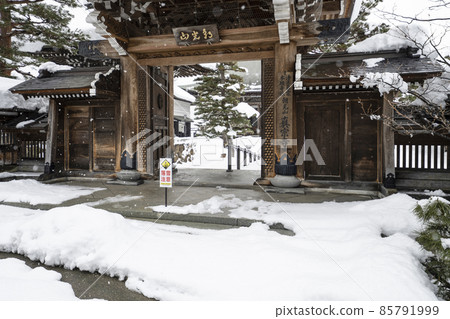 Snow Hida Furukawa (Gifu Prefecture) Shinshuji Temple Snow Hida Furukawa (Gifu Prefecture) Shinshuji Temple 85791999