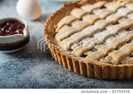 Old fashion pie 85793456