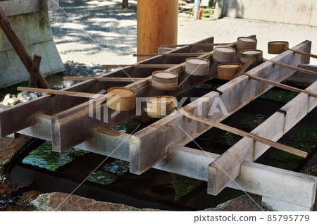 桑名總社（春日神社）御前水井：三重縣桑名市 85795779