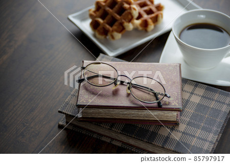 Coffee break in a room with a calm atmosphere 85797917