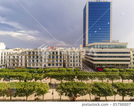 突尼斯,突尼斯 New Town Habib Bourguiba Street / 突尼斯,突尼斯 突尼斯,突尼斯 New Town Habib Bourguiba Street / 突尼斯,突尼斯 85798807