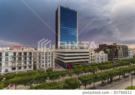 突尼斯,突尼斯 New Town Habib Bourguiba Street / 突尼斯,突尼斯 突尼斯,突尼斯 New Town Habib Bourguiba Street / 突尼斯,突尼斯 85798812