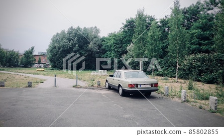 Retro Car, Back to Nostalgia 85802855