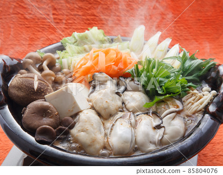 Oyster miso hot pot oyster hot pot 85804076