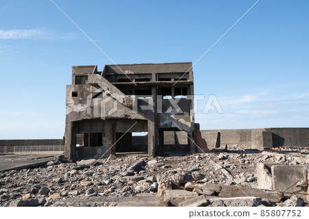 Gunkanjima on a sunny day Gunkanjima on a sunny day 85807752