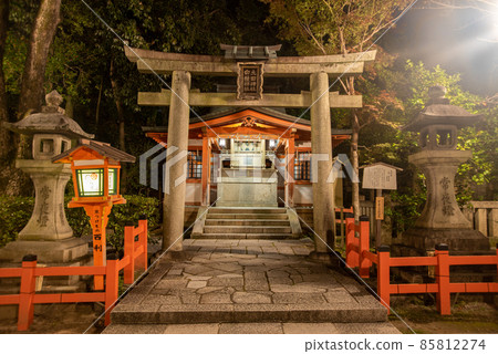 Beautiful night view of Yasaka Shrine Beautiful night view of Yasaka Shrine 85812274