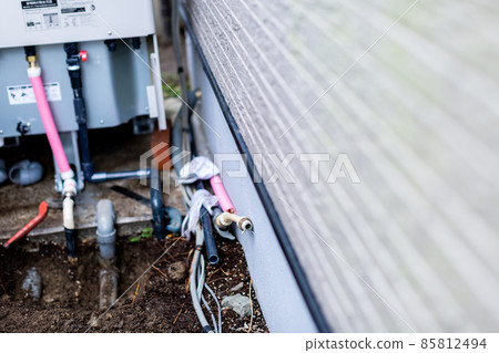 Home remodeling outdoor unit dismantling 85812494