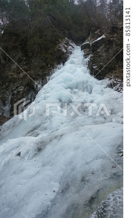 Shinkuro Fall Ice Waterfall Shinkuro Fall Ice Waterfall 85813141