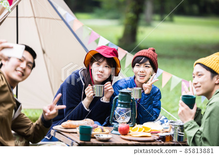 Friends who enjoy camping Friends who enjoy camping 85813881