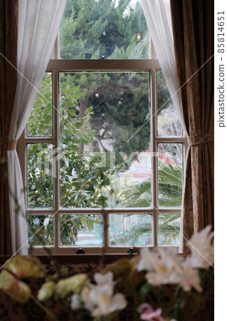 Western-style building 85814651