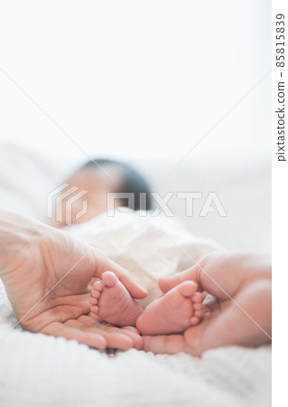 生於新生兒 生於新生兒 85815839