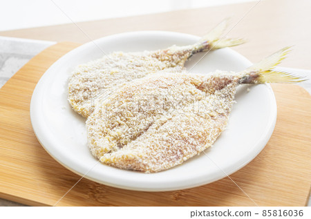 鯖魚配麵包屑 鯖魚配麵包屑 85816036
