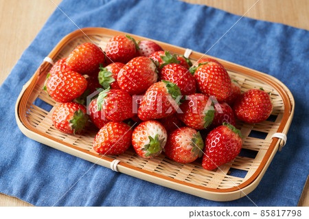Strawberries in a colander Strawberries in a colander 85817798