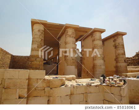 Pyramid of Jessel 85818061