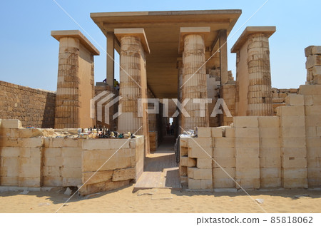 Pyramid of Jessel 85818062