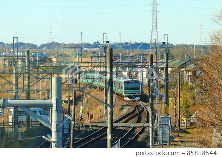 E231 series train passing through a single line turnout (point) at Kobayashi Station on the JR East Narita Line Kobayashi, Inzai City, Chiba Prefecture 85818544