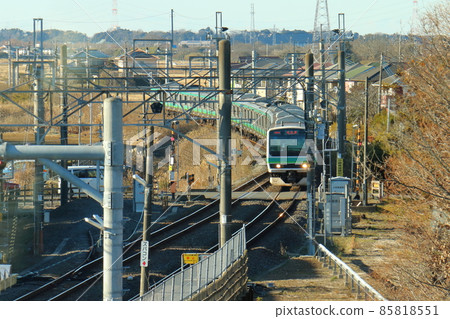 E231 series train passing through a single line turnout (point) at Kobayashi Station on the JR East Narita Line Kobayashi, Inzai City, Chiba Prefecture 85818551