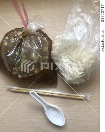 台灣外賣 台灣外賣 85820717