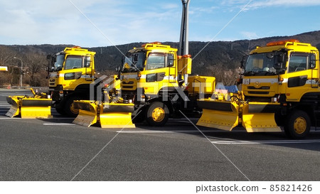 Highway service area where snowplows wait 85821426