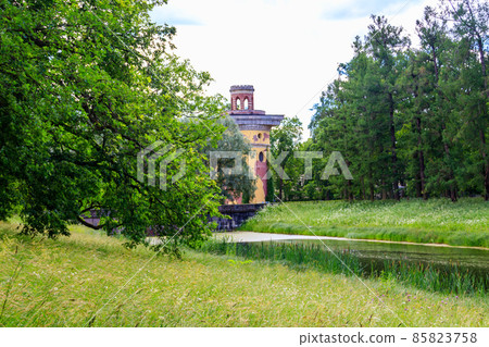 Tower-ruin in Catherine park at Tsarskoye Selo in Pushkin, Russia 85823758