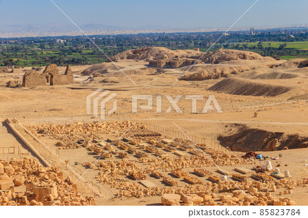 Archaeological site near the temple of Hatshepsut in Deir el-Bahri. Excavations of ancient Egypt on the West Bank of the Nile near Luxor (ancient Thebes) in Egypt 85823784