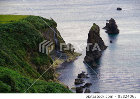 Tango Peninsula, Sea of Japan with high transparency, Sanin Geopark's beautiful sea and nature Tango Peninsula, Sea of Japan with high transparency, Sanin Geopark's beautiful sea and nature 85824063