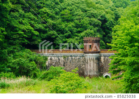 Old Katsuragaya reservoir dam 85825038