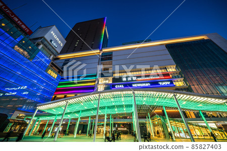 Yokohama cityscape of Japan Overlooking Yokohama Station and illuminations 85827403
