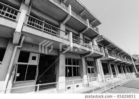 Former Ono Kiba Elementary School Damaged School Building Monochrome [Shimabara City, Nagasaki Prefecture] 85829851